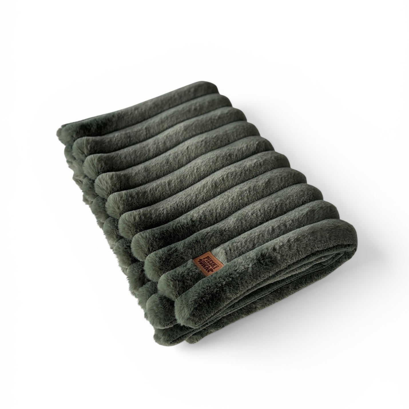 Kocyk dla psa i kota Zielony mech – miękkie futerko w prążki | Pieski Dwa