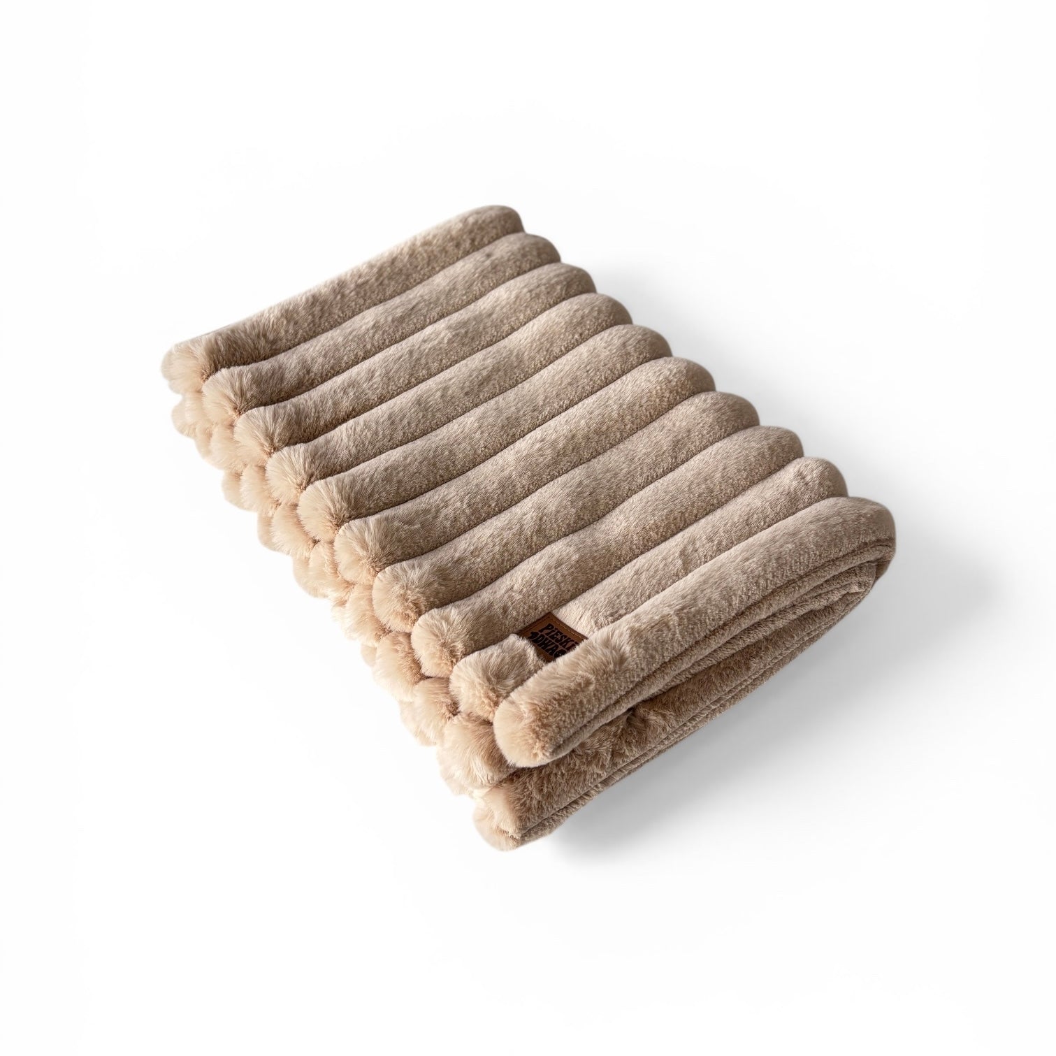 Kocyk dla psa i kota Beżowy – miękkie futerko w prążki | Pieski Dwa